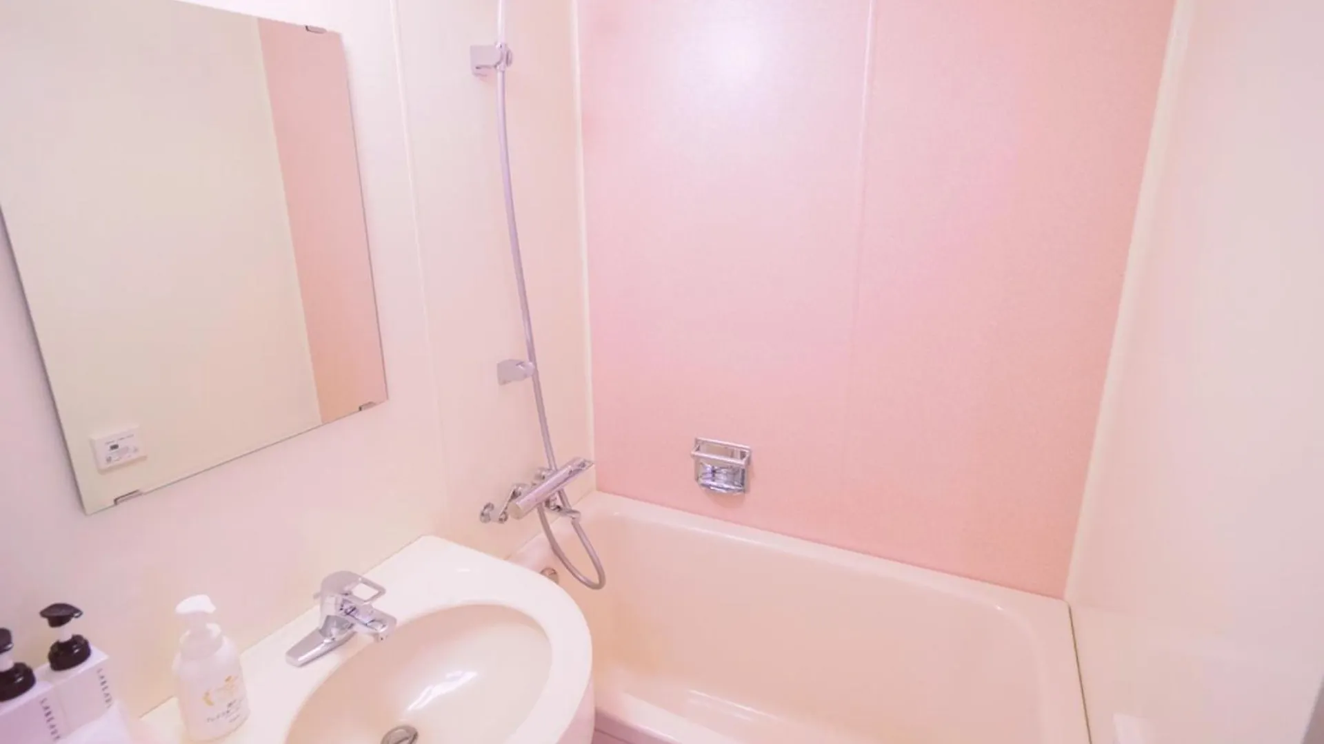 Hotel Shin Osaka / Vacation Stay 81525